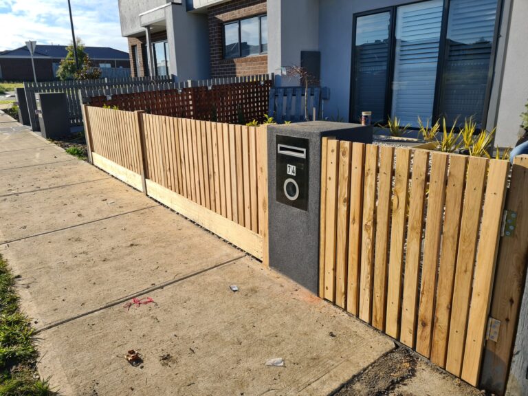Maintaining Your Timber Fences Melbourne: Tips for Extending Its Lifespan and Keeping It Looking Its Best